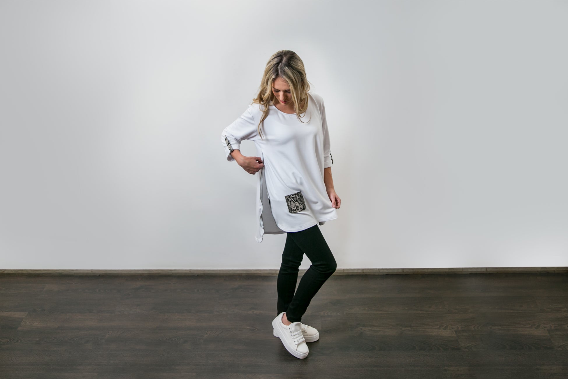 Mia Top - White & Snake Print