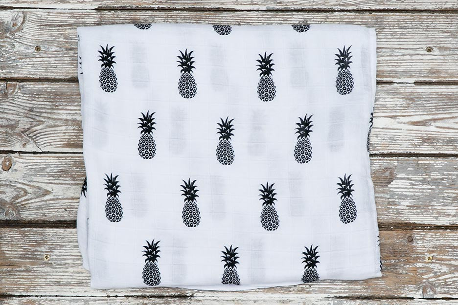 pineapple print muslin blanket folded